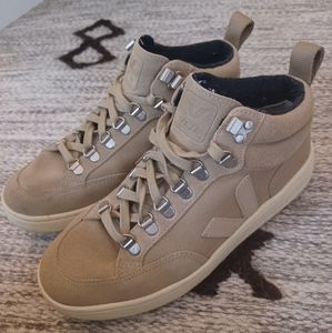 Veja High Top Suede Roraima Snrakers 7